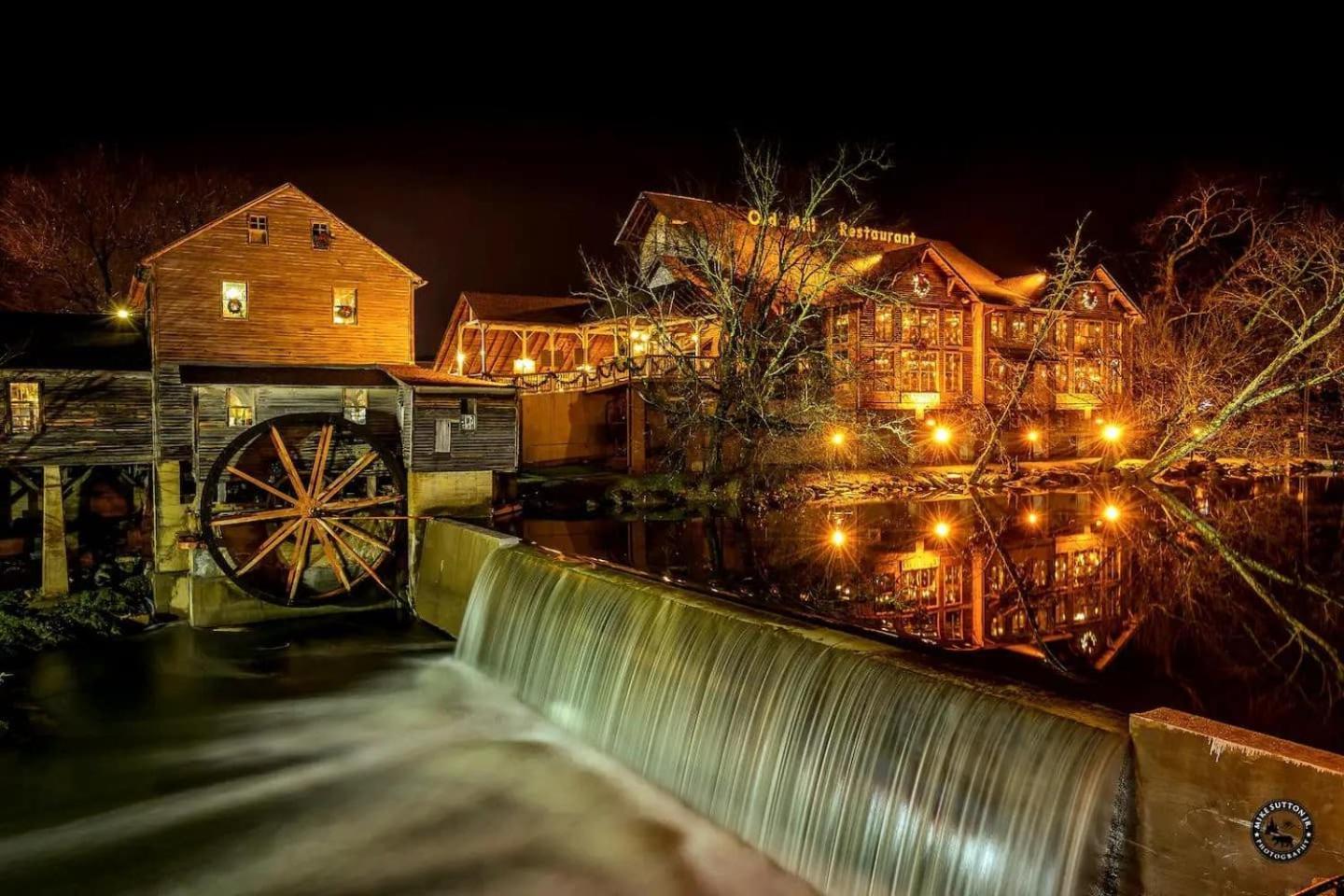 Cozy Mtn View Loft In Pigeon Forge W Amenities *