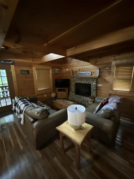 Cozy Mtn View Loft In Pigeon Forge W Amenities Casa vacanze Pigeon Forge